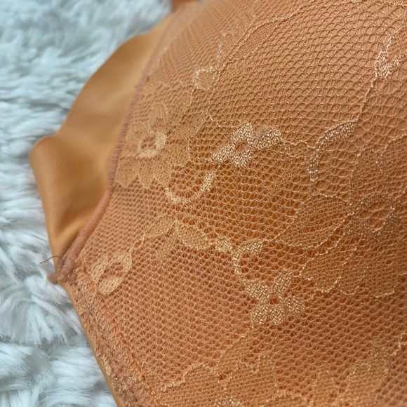 Ashley Stewart Lace Side Smoothing Wireless Bra Papaya 38D - Picture 6 of 16